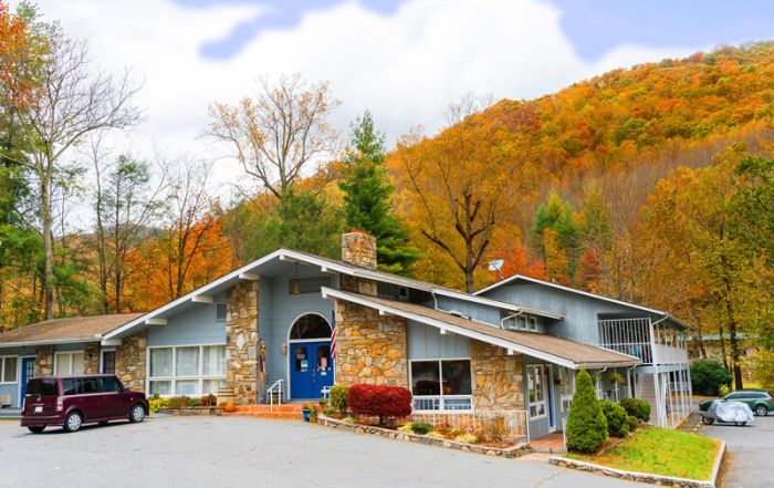 Smoky Mountain Heritage Center